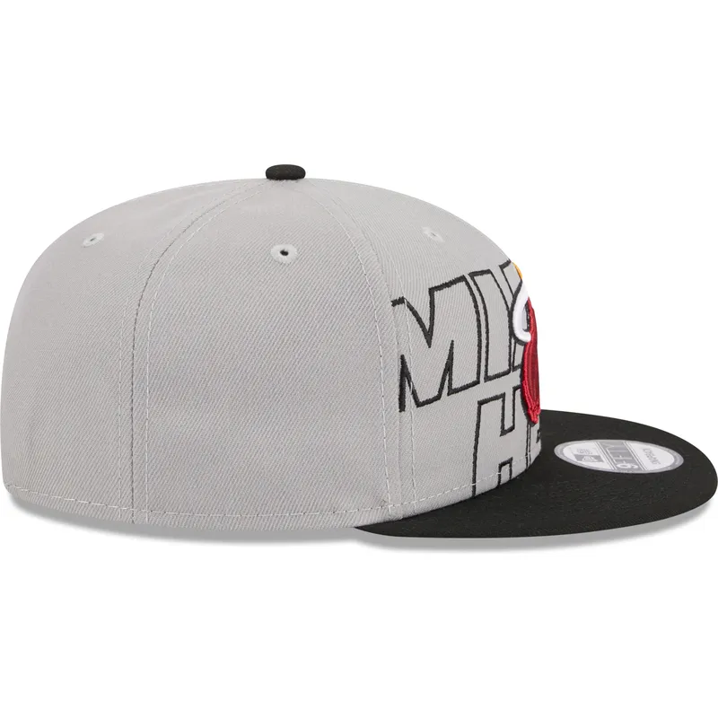 petten-plat-grijs-snapback-9fifty-draft-edition-2023-van-miami-heat-nba-van-new-era petten-plat-grijs-snapback-9fifty-draft-edition-2023-van-miami-heat-nba-van-new-era