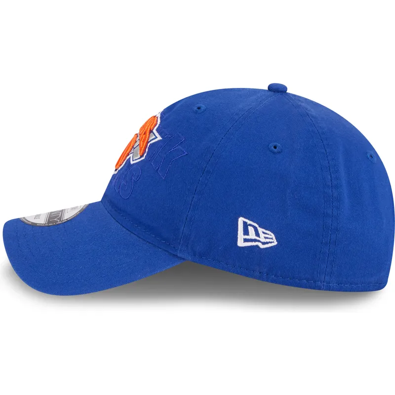petten-gebogen-blauw-verstelbaar-9twenty-draft-edition-2023-van-new-york-knicks-nba-van-new-era petten-gebogen-blauw-verstelbaar-9twenty-draft-edition-2023-van-new-york-knicks-nba-van-new-era