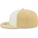 petten-plat-beige-fitted-rosa-59fifty-seam-stitch-van-new-york-yankees-mlb-van-new-era