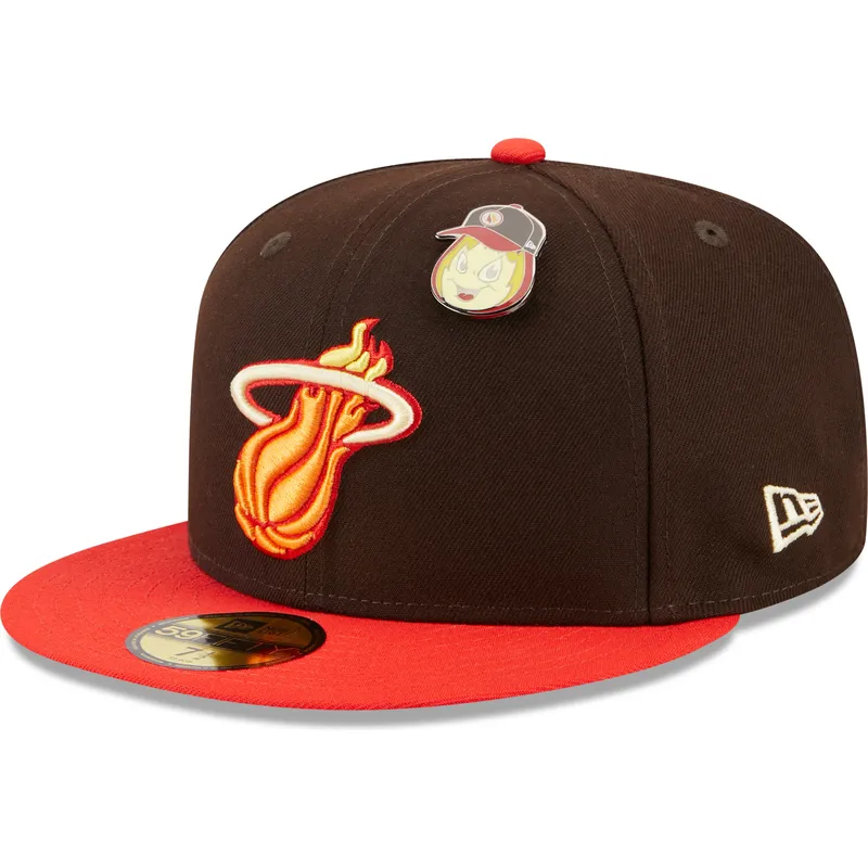 petten-plat-bruin-fitted-59fifty-the-elements-fire-pin-van-miami-heat-nba-van-new-era petten-plat-bruin-fitted-59fifty-the-elements-fire-pin-van-miami-heat-nba-van-new-era