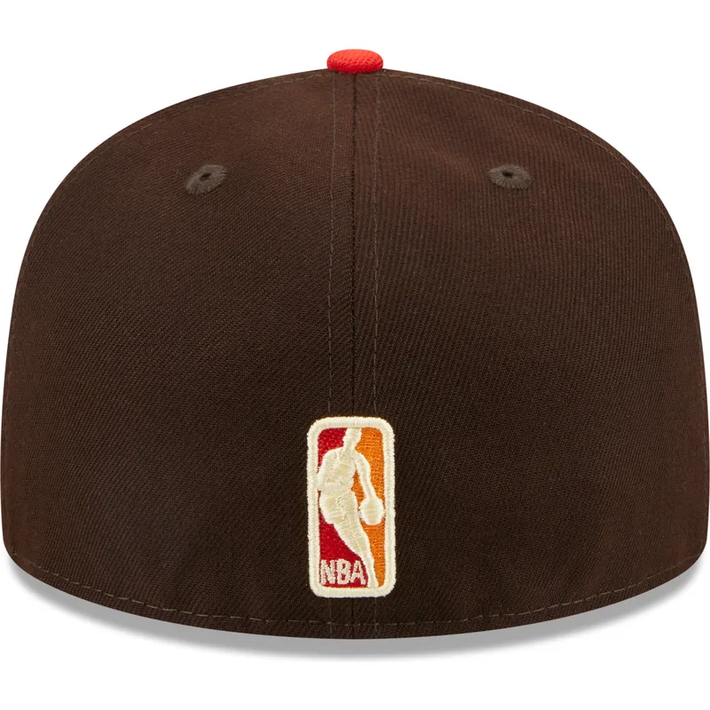 petten-plat-bruin-fitted-59fifty-the-elements-fire-pin-van-miami-heat-nba-van-new-era petten-plat-bruin-fitted-59fifty-the-elements-fire-pin-van-miami-heat-nba-van-new-era