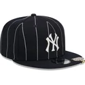 petten-plat-marineblauw-snapback-9fifty-pinstripe-visor-clip-van-new-york-yankees-mlb-van-new-era