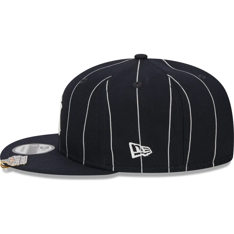 petten-plat-marineblauw-snapback-9fifty-pinstripe-visor-clip-van-new-york-yankees-mlb-van-new-era