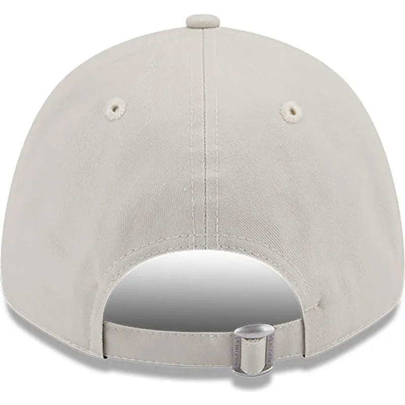 petten-gebogen-beige-verstelbaar-9forty-seasonal-van-vespa-piaggio-van-new-era