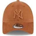 petten-gebogen-bruin-verstelbaar-9forty-cord-van-new-york-yankees-mlb-van-new-era