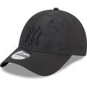 petten-gebogen-zwart-verstelbaar-9forty-multi-texture-van-new-york-yankees-mlb-van-new-era