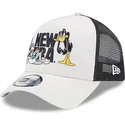 petten-gebogen-beige-snapback-a-frame-van-bugs-bunny-y-pato-lucas-looney-tunes-van-new-era