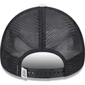 petten-gebogen-beige-snapback-a-frame-van-bugs-bunny-y-pato-lucas-looney-tunes-van-new-era