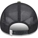 petten-gebogen-groen-snapback-a-frame-van-piolin-y-silvestre-looney-tunes-van-new-era