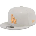 petten-plat-beige-snapback-9fifty-side-patch-van-los-angeles-dodgers-mlb-van-new-era