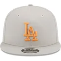 petten-plat-beige-snapback-9fifty-side-patch-van-los-angeles-dodgers-mlb-van-new-era