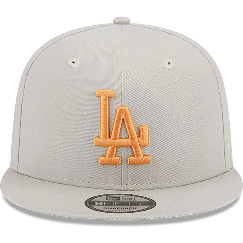 petten-plat-beige-snapback-9fifty-side-patch-van-los-angeles-dodgers-mlb-van-new-era