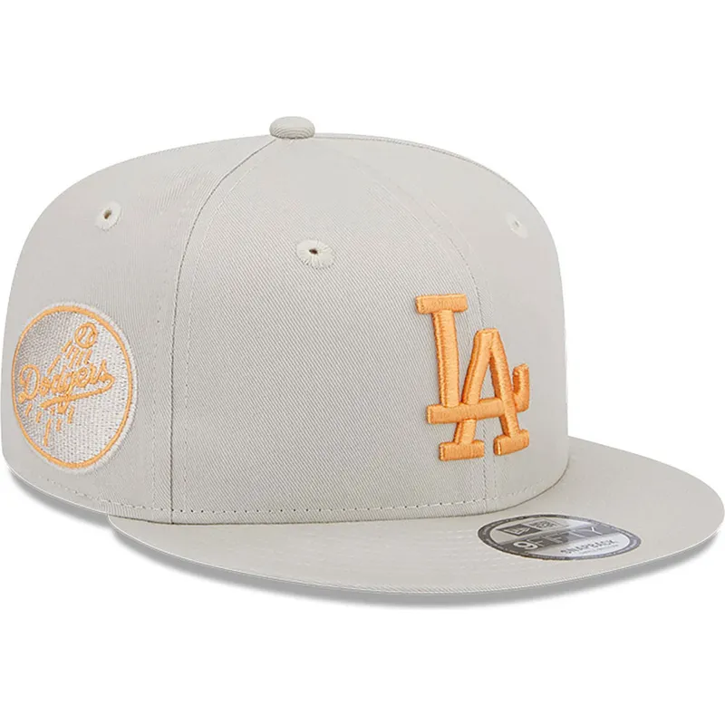 petten-plat-beige-snapback-9fifty-side-patch-van-los-angeles-dodgers-mlb-van-new-era
