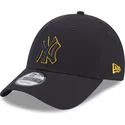 petten-gebogen-marineblauw-verstelbaar-9forty-team-outline-van-new-york-yankees-mlb-van-new-era