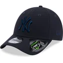 petten-gebogen-marineblauw-verstelbaar-9forty-repreve-van-new-york-yankees-mlb-van-new-era