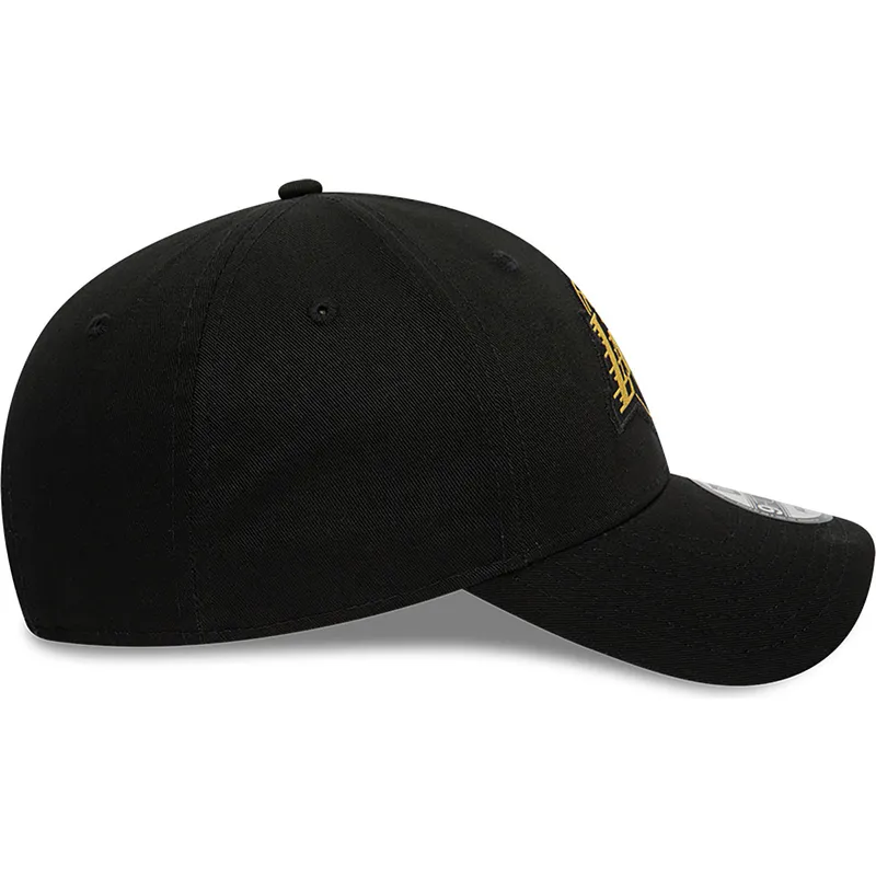 petten-gebogen-zwart-verstelbaar-9forty-metallic-badge-van-los-angeles-lakers-nba-van-new-era