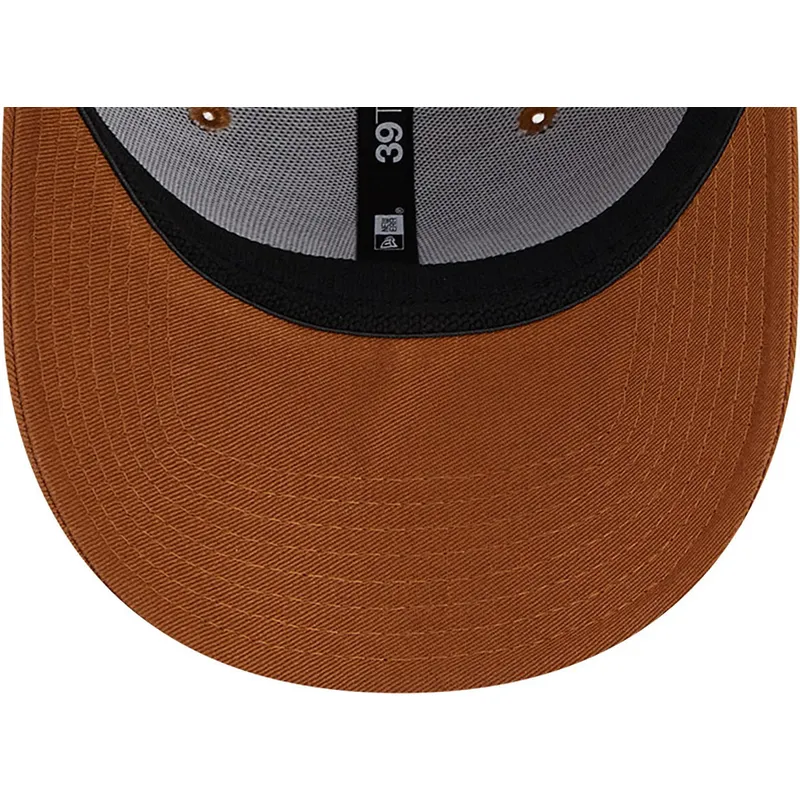 petten-gebogen-bruin-fitted-39thirty-league-essential-van-new-york-yankees-mlb-van-new-era