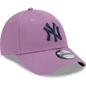 petten-gebogen-paars-verstelbaar-9forty-league-essential-van-new-york-yankees-mlb-van-new-era
