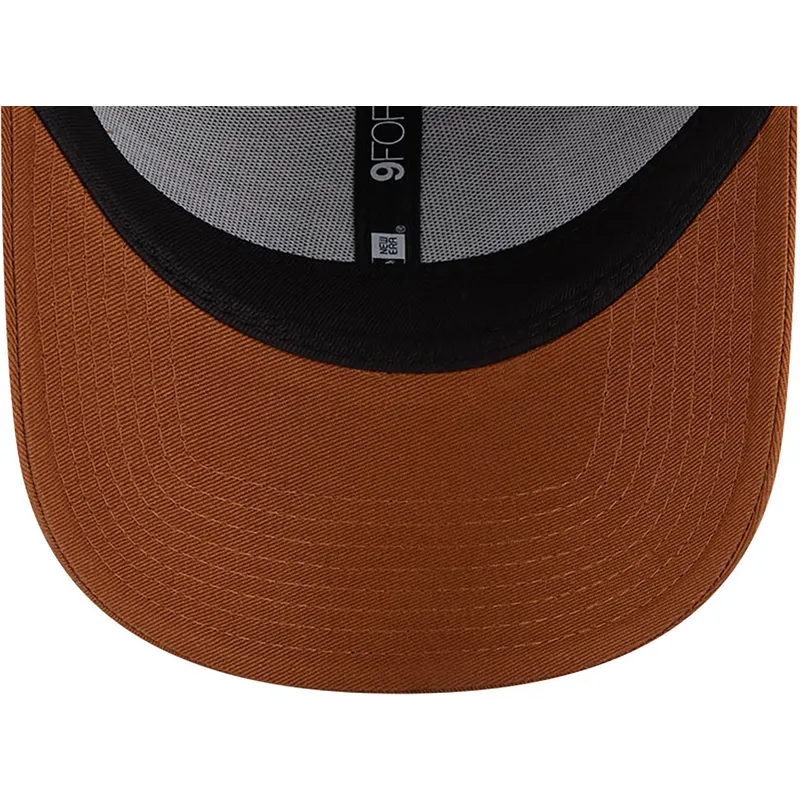 petten-gebogen-bruin-verstelbaar-9forty-league-essential-van-los-angeles-dodgers-mlb-van-new-era