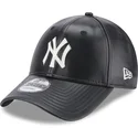 petten-gebogen-zwart-verstelbaar-9forty-leather-van-new-york-yankees-mlb-van-new-era