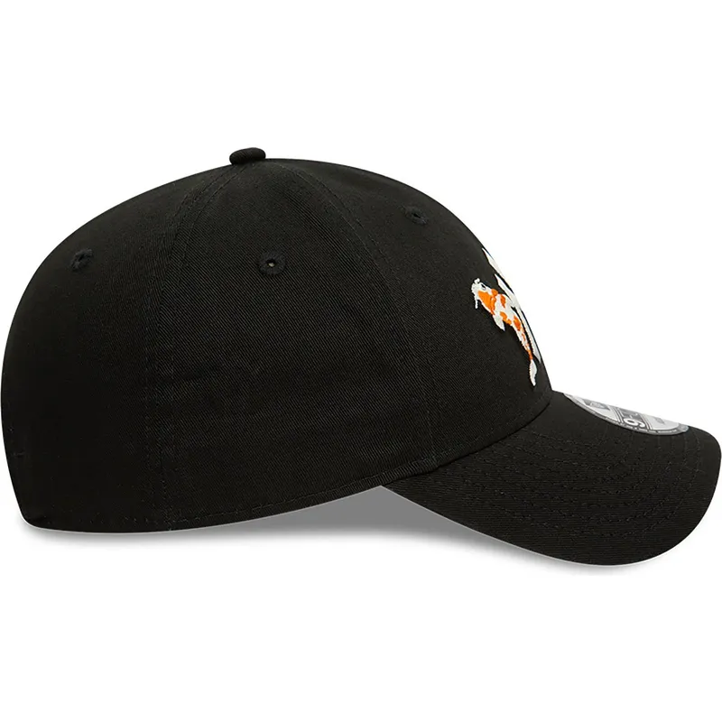 petten-gebogen-zwart-verstelbaar-9forty-koi-fish-van-new-york-yankees-mlb-van-new-era