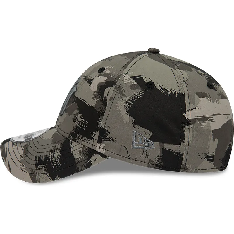 petten-gebogen-camouflage-verstelbaar-9forty-all-over-print-painted-van-new-york-yankees-mlb-van-new-era