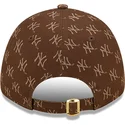 petten-gebogen-bruin-verstelbaar-9forty-monogram-van-new-york-yankees-mlb-van-new-era