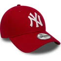 petten-gebogen-rood-verstelbaar-voor-kinderen-9forty-essential-van-new-york-yankees-mlb-van-new-era