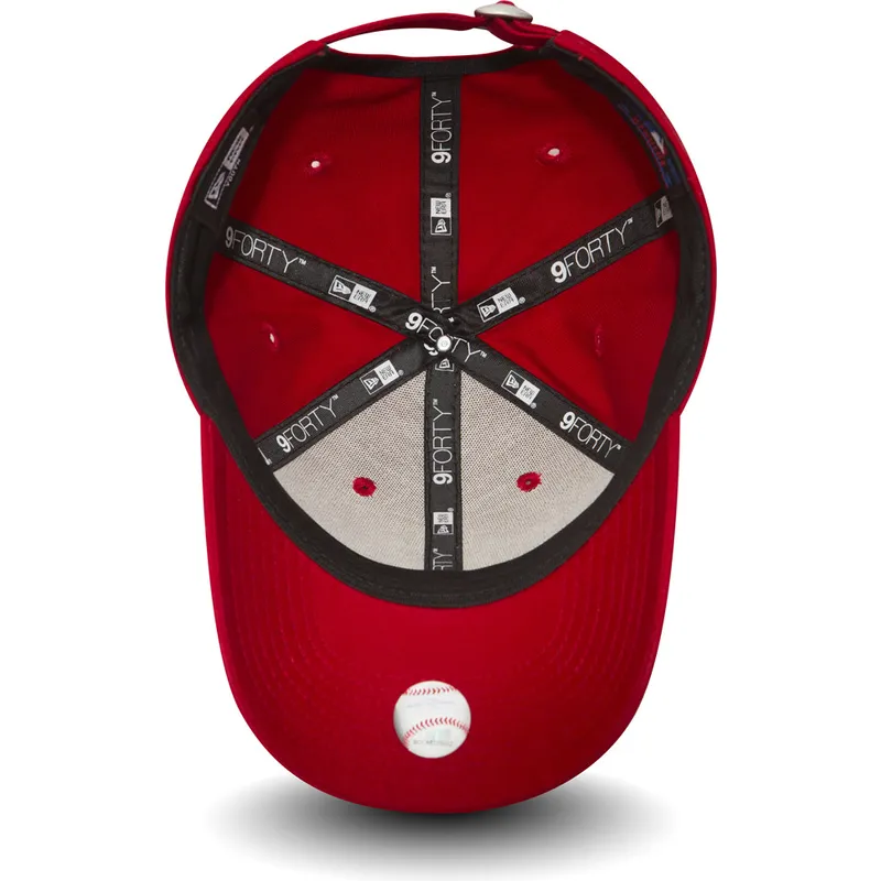 petten-gebogen-rood-verstelbaar-voor-kinderen-9forty-essential-van-new-york-yankees-mlb-van-new-era