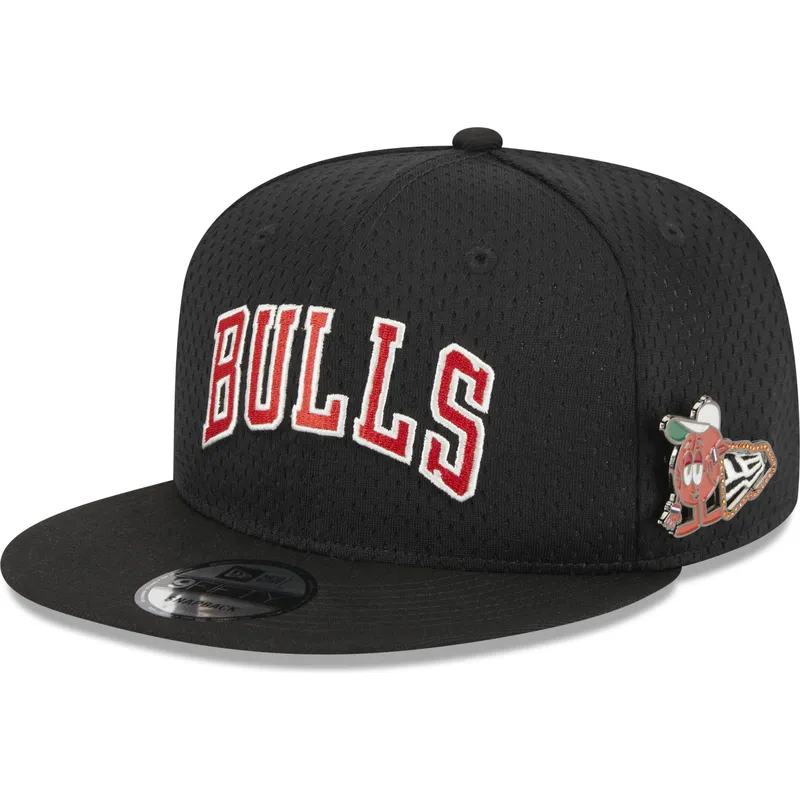 petten-plat-zwart-snapback-9fifty-post-up-pin-van-chicago-bulls-nba-van-new-era petten-plat-zwart-snapback-9fifty-post-up-pin-van-chicago-bulls-nba-van-new-era