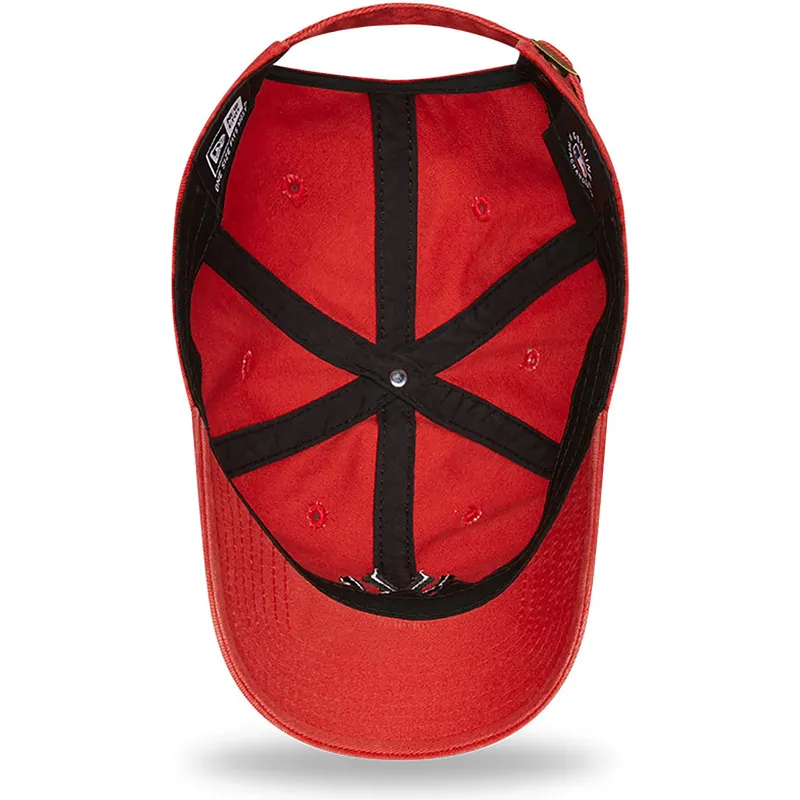 petten-gebogen-rood-verstelbaar-9twenty-league-essential-van-new-york-yankees-mlb-van-new-era
