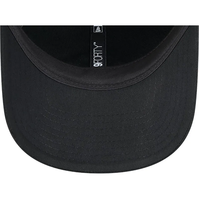 petten-gebogen-zwart-verstelbaar-9forty-pin-van-los-angeles-lakers-nba-van-new-era
