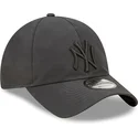 petten-gebogen-zwart-verstelbaar-9twenty-gore-tex-van-new-york-yankees-mlb-van-new-era