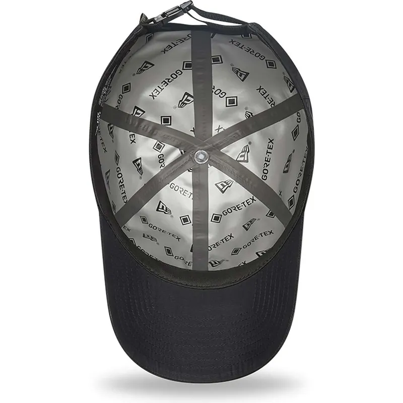 petten-gebogen-zwart-verstelbaar-9twenty-gore-tex-van-new-york-yankees-mlb-van-new-era