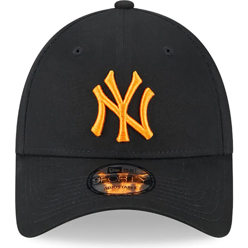 petten-gebogen-zwart-verstelbaar-9forty-league-essential-van-new-york-yankees-mlb-van-new-era