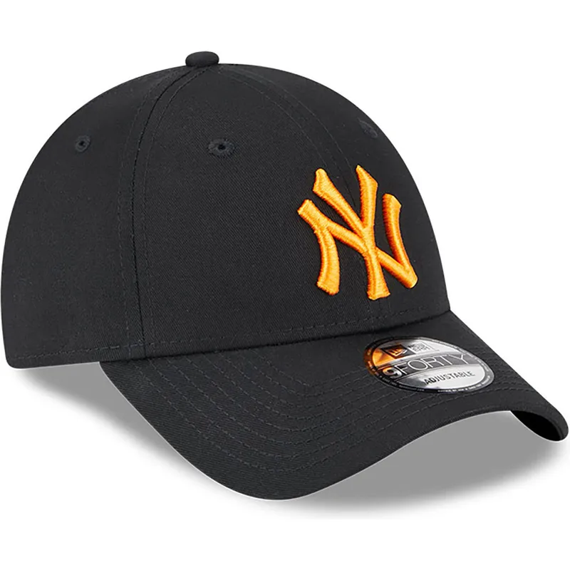 petten-gebogen-zwart-verstelbaar-9forty-league-essential-van-new-york-yankees-mlb-van-new-era