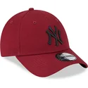 petten-gebogen-rood-verstelbaar-9forty-league-essential-van-new-york-yankees-mlb-van-new-era