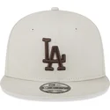 petten-plat-beige-snapback-9fifty-league-essential-van-los-angeles-dodgers-mlb-van-new-era