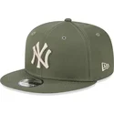 petten-plat-groen-snapback-9fifty-league-essential-van-new-york-yankees-mlb-van-new-era
