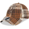 petten-gebogen-bruin-verstelbaar-9forty-check-van-new-york-yankees-mlb-van-new-era