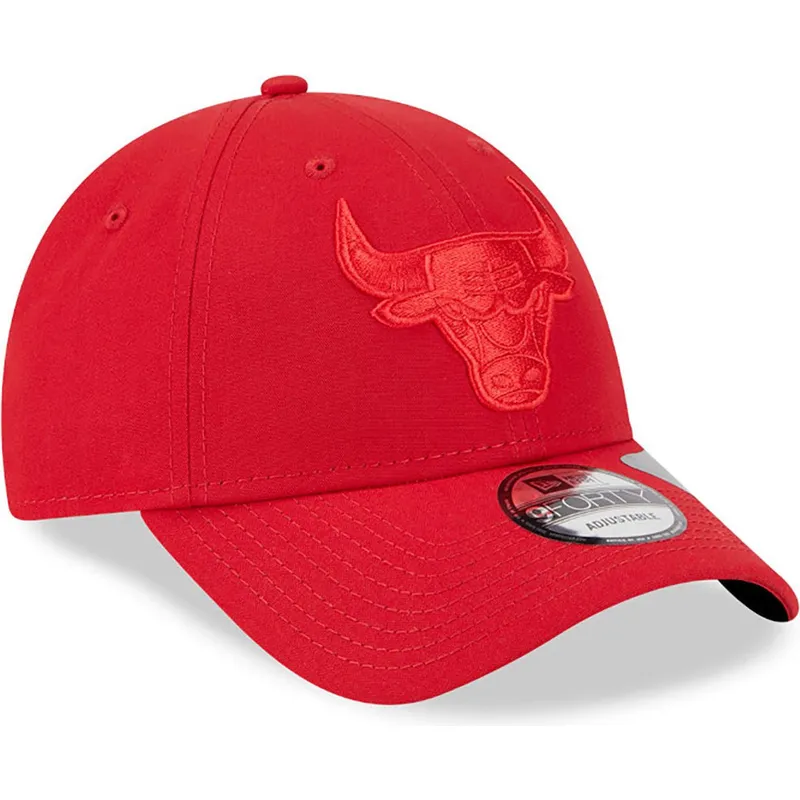 petten-gebogen-rood-verstelbaar-9forty-repreve-outline-van-chicago-bulls-nba-van-new-era petten-gebogen-rood-verstelbaar-9forty-repreve-outline-van-chicago-bulls-nba-van-new-era