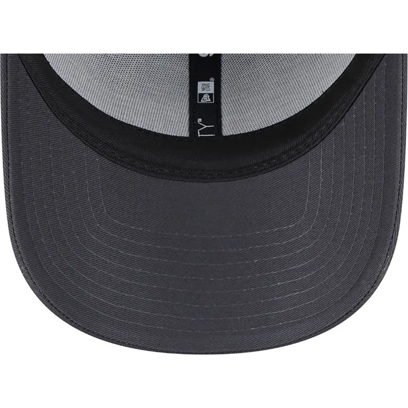 petten-gebogen-grijs-verstelbaar-9forty-metallic-van-new-york-yankees-mlb-van-new-era
