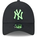petten-gebogen-zwart-verstelbaar-9forty-neon-van-new-york-yankees-mlb-van-new-era