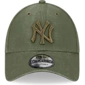 petten-gebogen-groen-verstelbaar-9forty-washed-canvas-van-new-york-yankees-mlb-van-new-era