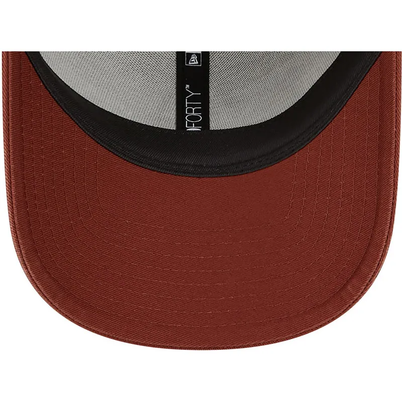 petten-gebogen-bruin-verstelbaar-9forty-washed-canvas-van-boston-red-sox-mlb-van-new-era