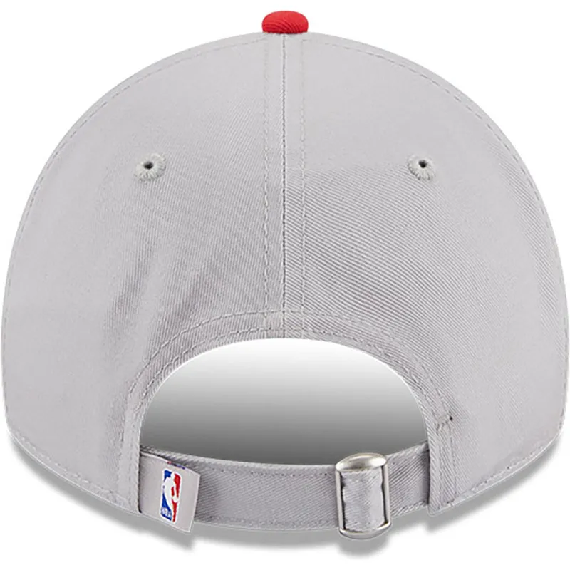 petten-gebogen-grijs-verstelbaar-9twenty-tip-off-2023-van-houston-rockets-nba-van-new-era