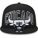 petten-plat-zwart-snapback-9fifty-tip-off-2023-van-chicago-bulls-nba-van-new-era
