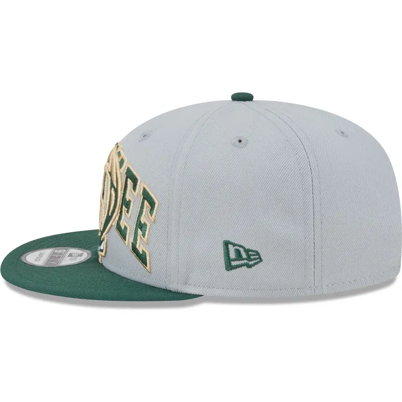 petten-plat-grijs-snapback-9fifty-tip-off-2023-van-milwaukee-bucks-nba-van-new-era