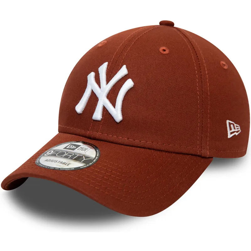 petten-gebogen-bruin-verstelbaar-9forty-league-essential-van-new-york-yankees-mlb-van-new-era