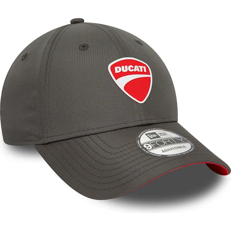 petten-gebogen-zwart-verstelbaar-9forty-ripstop-van-ducati-motor-motogp-van-new-era